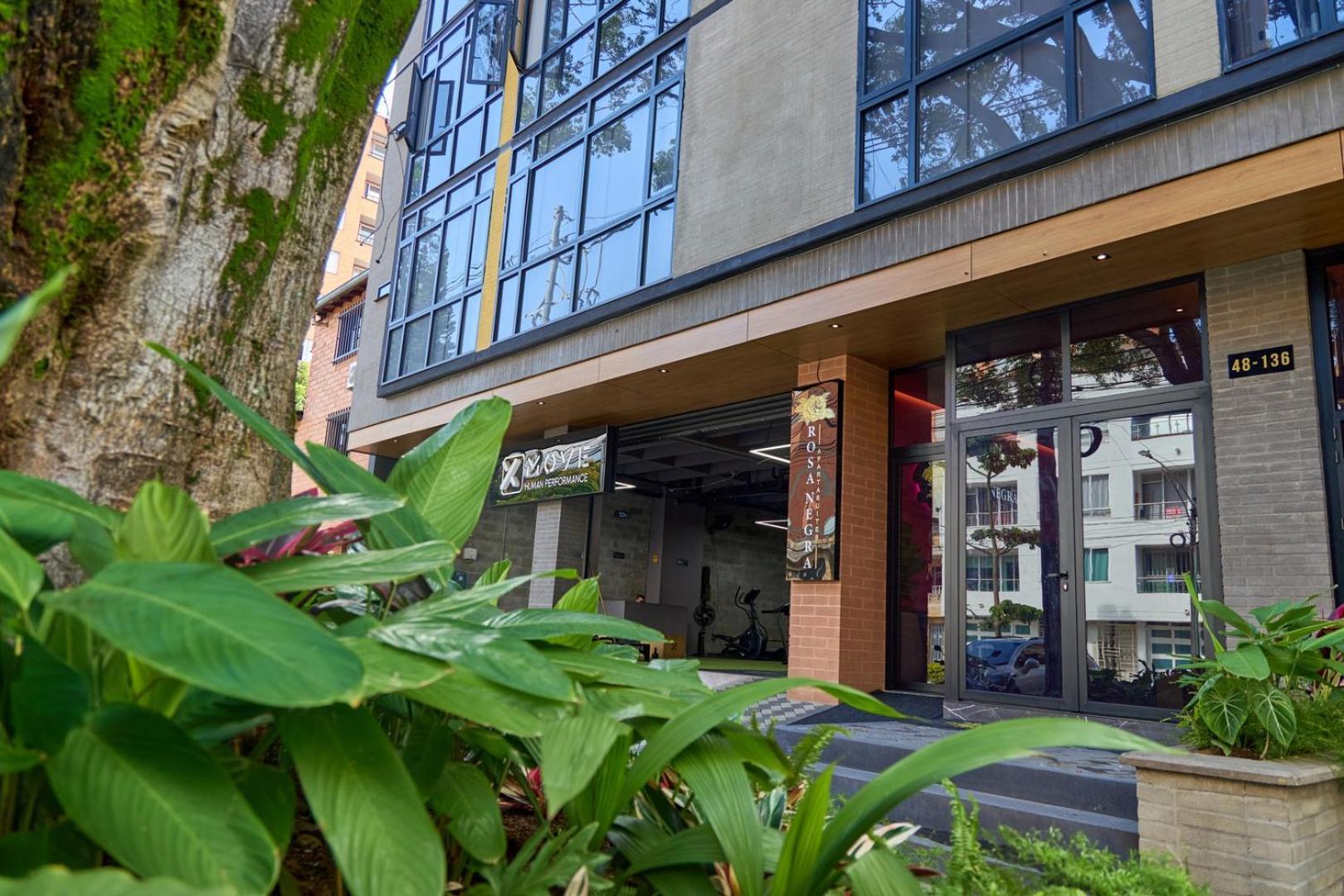 Rosa Negra Haven Cozy Stadio Aparta-Suite Medellin Exterior photo